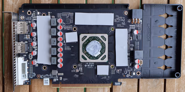 Kinology RX 570 16GB internals